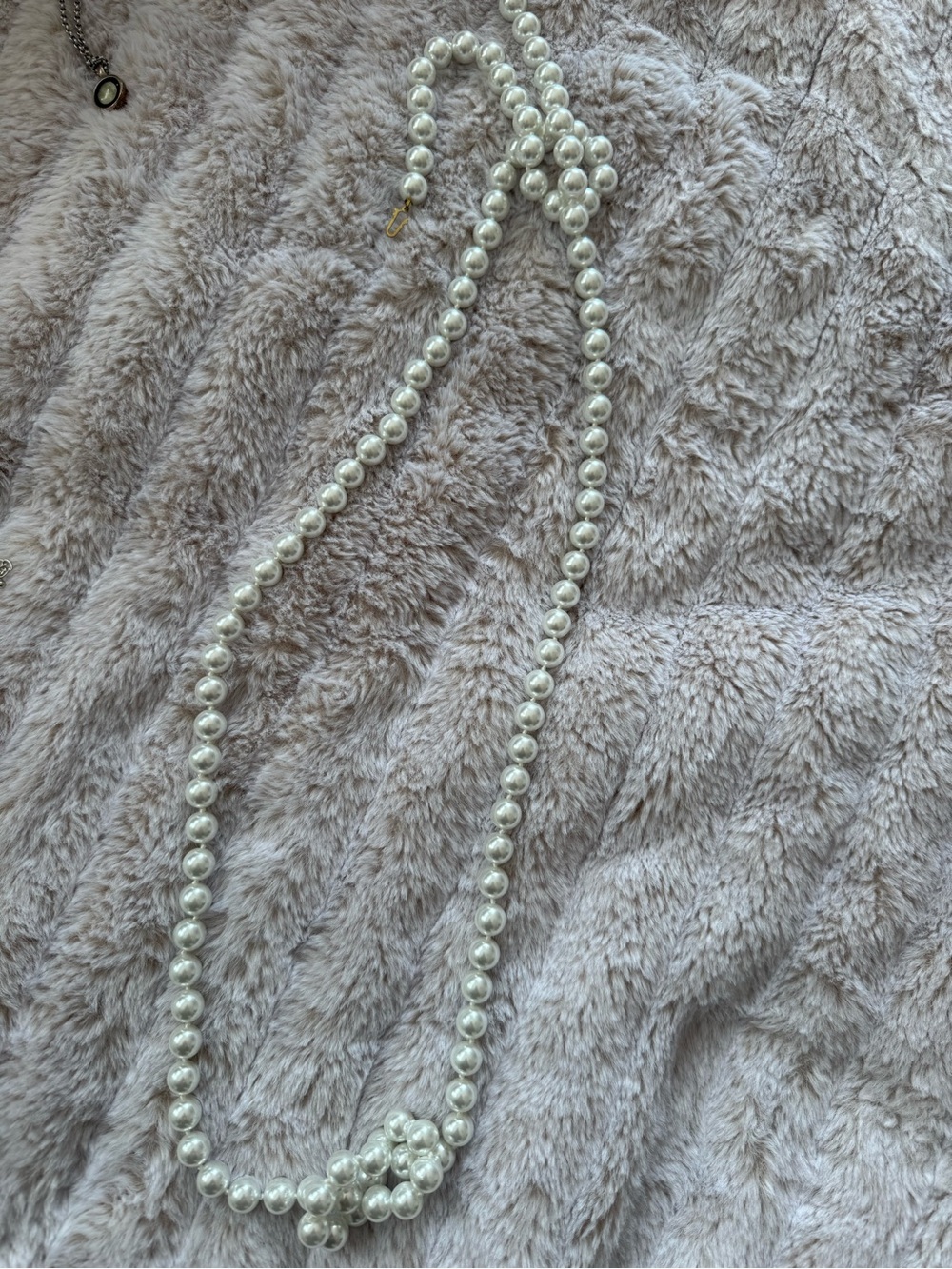 Gold Link Chain Necklace - Women's Fashion Jewelry Set - Picture 2 of 2